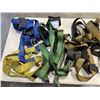 Image 3 : CRATE WITH SAFETY HARNESSES, 5 TOTAL