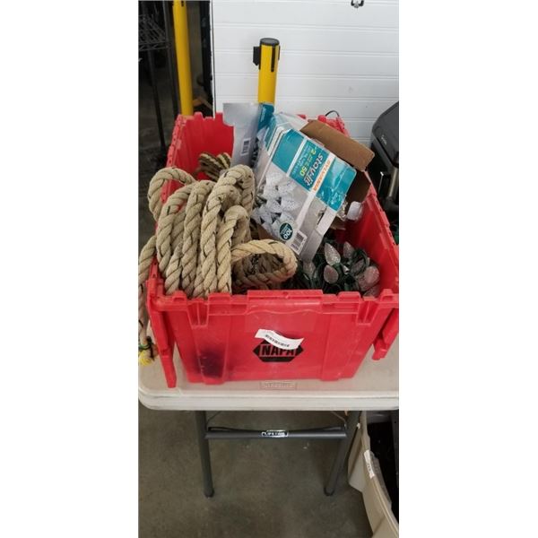 TOTE OF ROPE AND LED LIGHTS