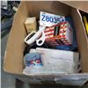 Image 5 : 2 BOXES OF LIGHT BULBS, SINGER SCISSORS AND MORE