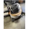Image 1 : RIDGID SHOP VAC WORKING