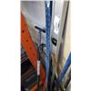 Image 3 : LEVELS, PUSH BROOM RAKE AND MORE