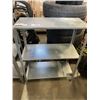 Image 2 : 2 SMALL METAL SHELVES