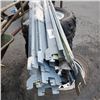 Image 2 : LOT OF EZ RECT SHELF BRACKETS