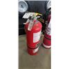 Image 2 : LOT OF 4 FIRE EXTINGUISHERS