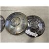 Image 3 : 4 VINTAGE VW HUBCAPS