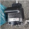 Image 2 : 2 MACDON HYDRAULIC GEAR REDUCERS