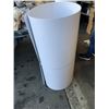 Image 1 : 5 NEW 4X8FT WESTROCK WHITE PAPER BOARD PANELLING, 48 CALIPER THICKNESS, RIDGID BOARD WHITE