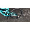 Image 2 : BLUE HYPER BIKE