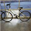 Image 1 : WHITE CCM BIKE
