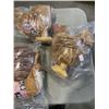 Image 3 : 5 ASSORTED PLUSH ANIMALS, CHICKEN, SNAIL AND MORE