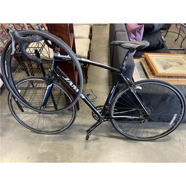 JAMIS BIKE WITH EXTRA TIRES