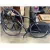 Image 1 : JAMIS BIKE WITH EXTRA TIRES