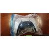 Image 2 : 2 XBOX ONE CHARGE STANDS AND PS5 CONTROLLER, UNTESTED