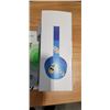 Image 2 : BELKIN SOUNDFORM MINI ON-EAR HEADPHONES FOR KIDS, ONE WIRED ONE WIRELESS