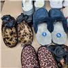 Image 3 : 7 PAIRS OF SLIPPERS AND PUMA RUNNERS SIZE 7-8