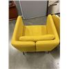 Image 3 : PAIR OF MODERN ARM CHAIRS