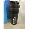 Image 2 : 3 NEW WATER BOTTLES