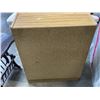 Image 8 : PALLISER 4 DRAWER CHEST AND MAGAZINE RACK