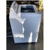 Image 2 : INSIGNIA WASHING MACHINE WORKING