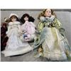 Image 3 : ASSORTED COLLECTION OF VINTAGE AND ANTIQUE DOLLS, SOME PORCELAIN AND WITH ACCESSORIES