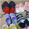 Image 2 : LOT OF KIDS VARIOUS SIZE SLIPPERR