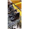 Image 3 : 2 NEW PAIRS OF KIDS SIZE 12.5 INFANT BOOTS