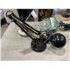 Image 2 : 4 LAMPS, ONE IS MAGNIFYING