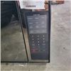 Image 2 : SAMSUNG 1.4 CU. FT. SILVER FREE STANDING MICROWAVE TESTED WORKING