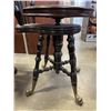 Image 3 : ANTIQUE MAHOGANY PIANO CHAIR