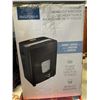 Image 2 : INSIGNIA 10 SHEET MICROCUT PAPER SHREDDER - TESTED WORKING, RETAIL $129