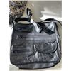 Image 2 : 4 VARIOUS HANDBAGS