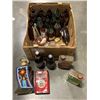 Image 1 : LOT OF COLLECTIBLE OIL CANS AND BOTTLES