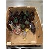 Image 3 : LOT OF COLLECTIBLE OIL CANS AND BOTTLES