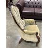 Image 2 : ANTIQUE CARVED MAHOGNAY PARLOUR CHAIR