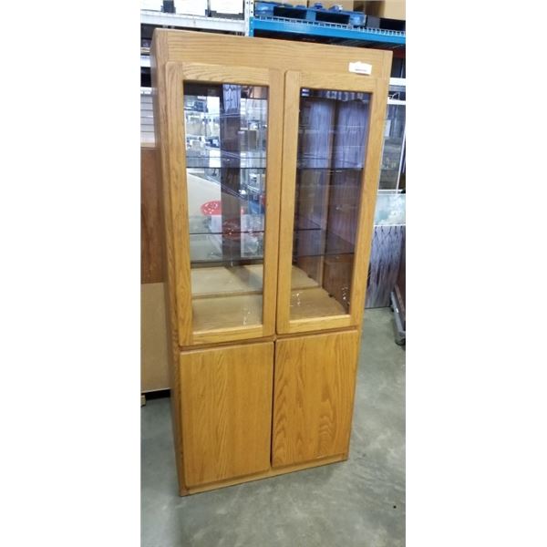 OAK DISPLAY CABINET WITH LIGHT AND GLASS DOORS
