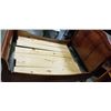 Image 3 : QUEEN SIZE SLEIGH BED