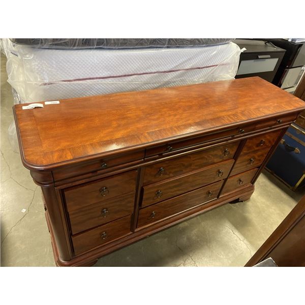 12 DRAWER CHEST