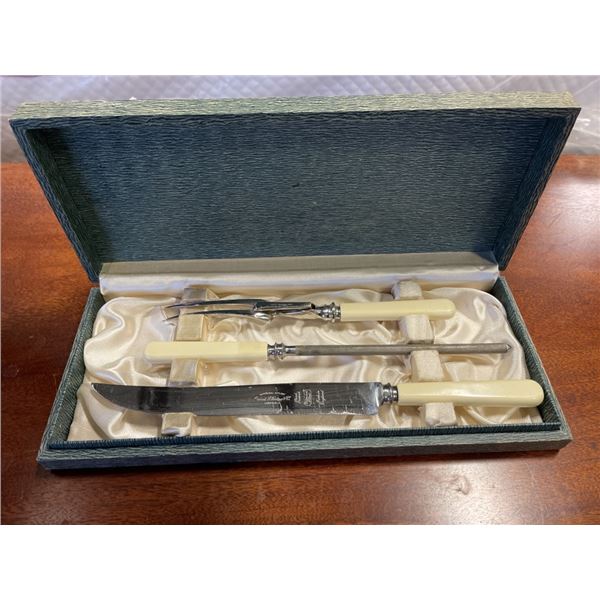 SHEFIELD CARVING SET