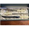 Image 2 : SHEFIELD CARVING SET