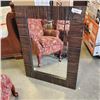 Image 1 : MODERN FRAMED MIRROR