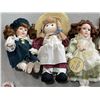 Image 2 : ASSORTED COLLECTION OF VINTAGE AND ANTIQUE DOLLS, SOME PORCELAIN AND WITH ACCESSORIES