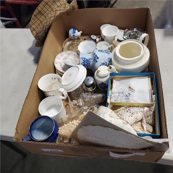 BOX OF ASSORTED ANTIQUE CHINA  AND COLLECTIBLES