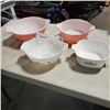 Image 1 : 3 PYREX MIXING BOWLS AND CORNING DISH