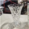 Image 2 : 3 HEAVY CUT CRYSTAL VASES
