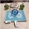 Image 1 : ASSORTED DECO, ART GLASS AND LIDDED DISH