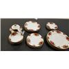 Image 2 : 32 PCS OF ROYAL ALBERT OPLD COUNTRY ROSE CHINA, INLCUDING PLATES AND BOWLS, AND 2PC LIDDED DISH