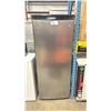 Image 1 : DANBY DESIGNER DUFM085A4BSLDD GRAPHITE 23" 8.5 CU. FT UPRIGHT FREEZER
