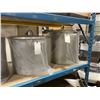 Image 2 : 5 ALUMINUM COMMERCIAL LARGE QUART COOKING POTS *SOME WITH LIDS*