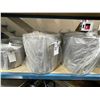 Image 3 : 6 ALUMINUM COMMERCIAL MEDIUM QUART COOKING POTS WITH LIDS & 4 ALUMINUM COMMERCIAL SMALL QUART