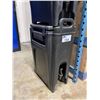 Image 2 : CAMBRO LARGE BLACK COMMERCIAL HOT LIQUID TRANSPORT DISPENSER